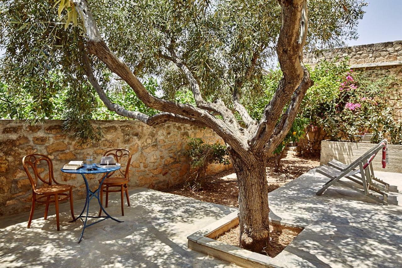 Nikolaou Art Residence Aegina Экстерьер фото