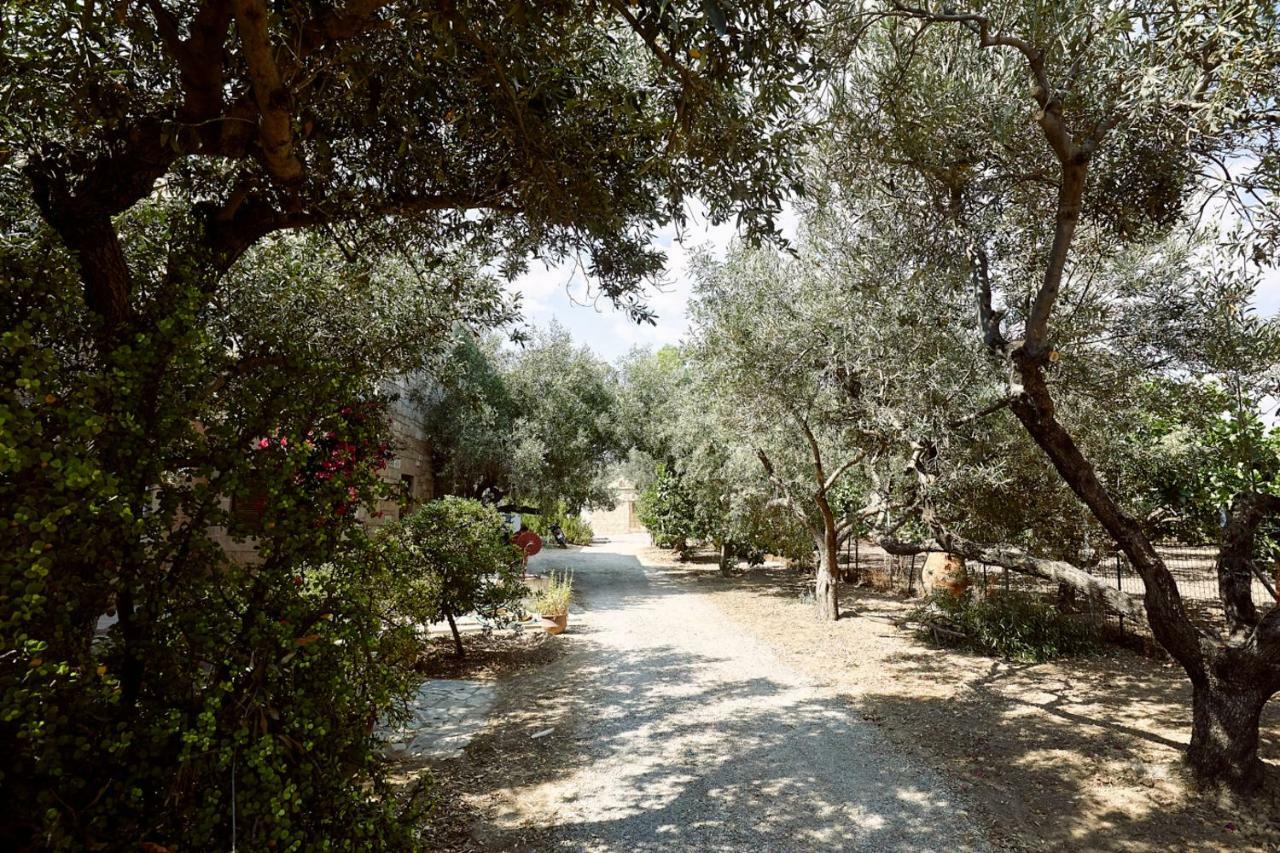 Nikolaou Art Residence Aegina Экстерьер фото