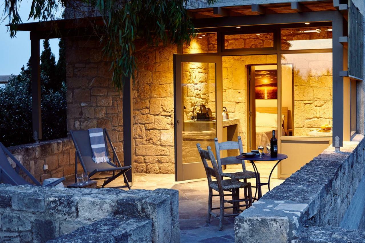Nikolaou Art Residence Aegina Экстерьер фото